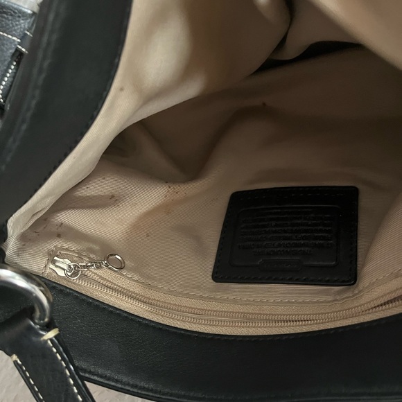 Coach purse - Picture 2 of 5